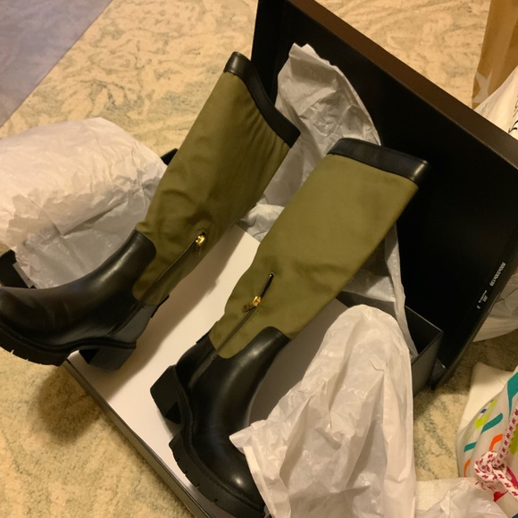 COACH ARMY GREEN LEIGH TWILL BOOTS  SIZE 7.5 B - Picture 2 of 11